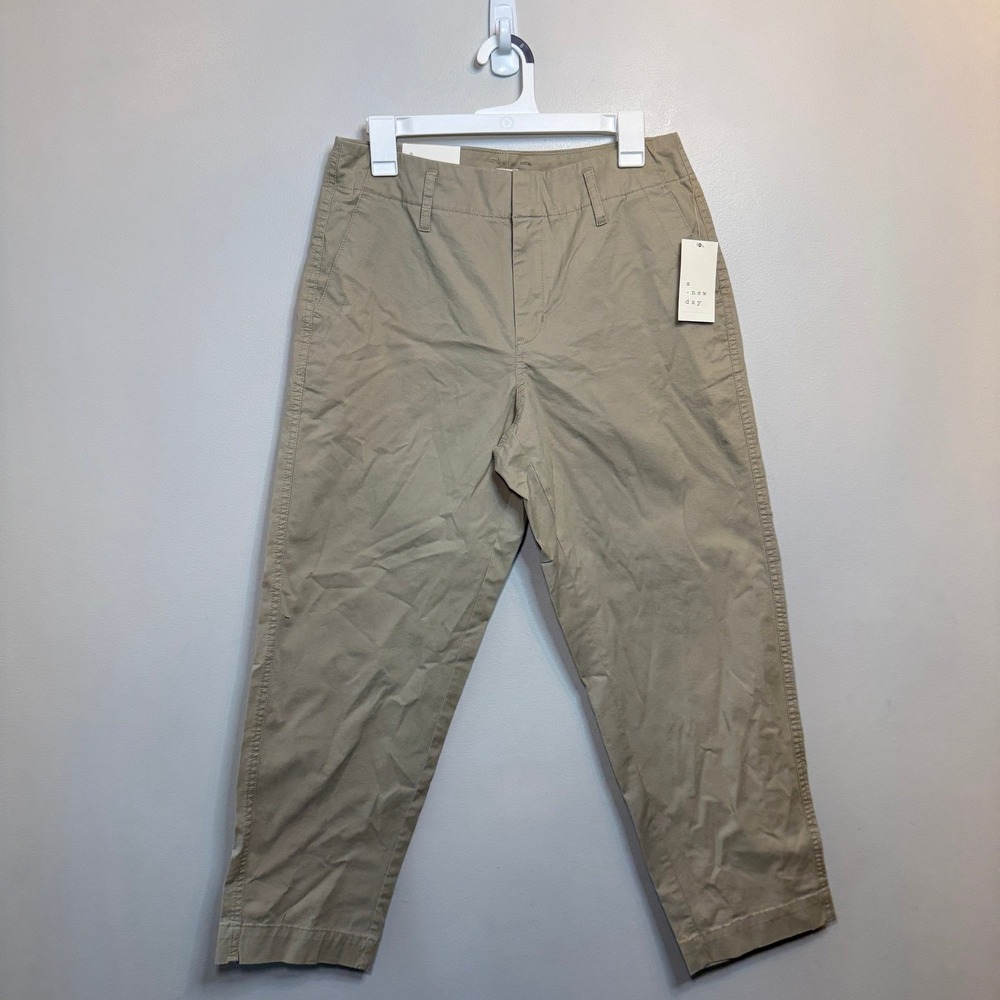 A New Day Women's High Rise Straight Leg Chino Pants Khaki Stretch Size 8 NEW